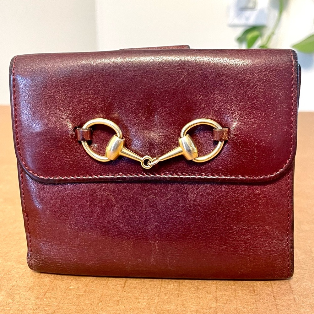 Authentic Gucci Vintage Beautiful Burgundy Red Leather w Gold Horse Bit Wallet